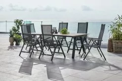 JUTLANDIA FAUSING L220 Bord Natur + 4 BREDSTEN Stol Svart -Utemöbler affär 178531