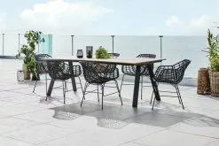 JUTLANDIA FAUSING L220 Bord Natur + 4 ILDERHUSE Stol Svart -Utemöbler affär 178533