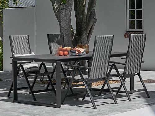 JUTLANDIA KOPERVIK L215 Bord Grå + 4 UGLEV Positionsstol Grå 3 JUTLANDIA KOPERVIK L215 Bord Grå + 4 UGLEV Positionsstol Grå